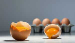 Rohe Eier essen? Ist das gesund?